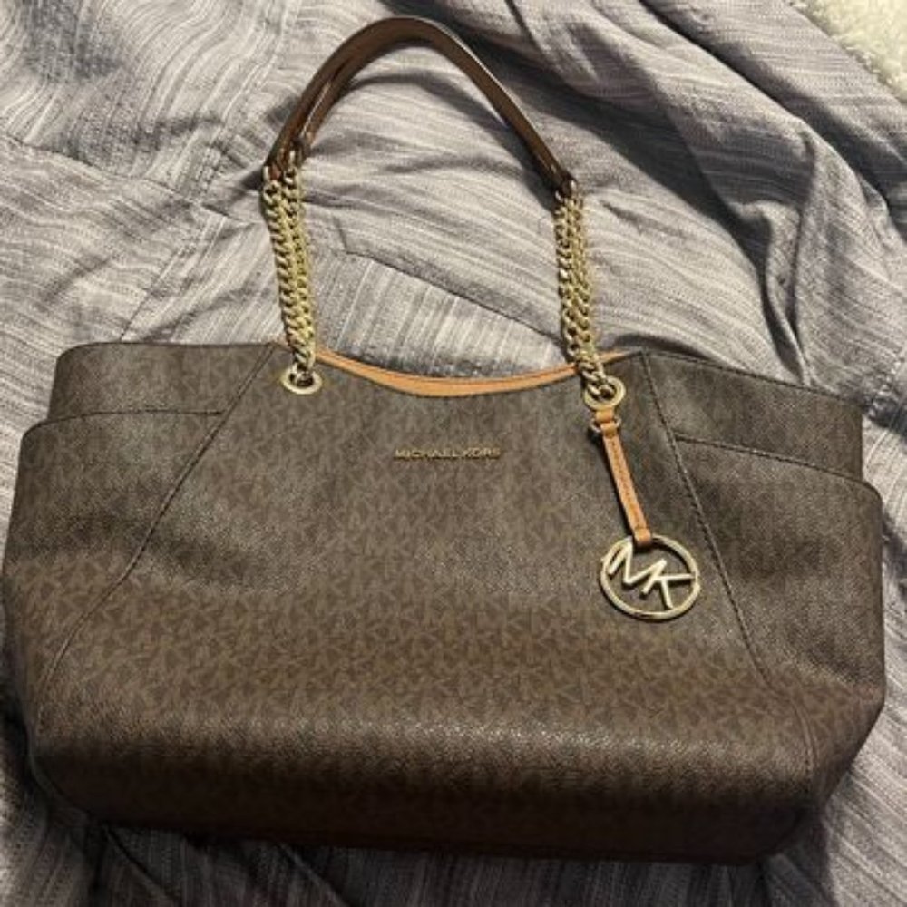 Michael Kors Jet Set Travel Shoulder Tote with Matching Wallet